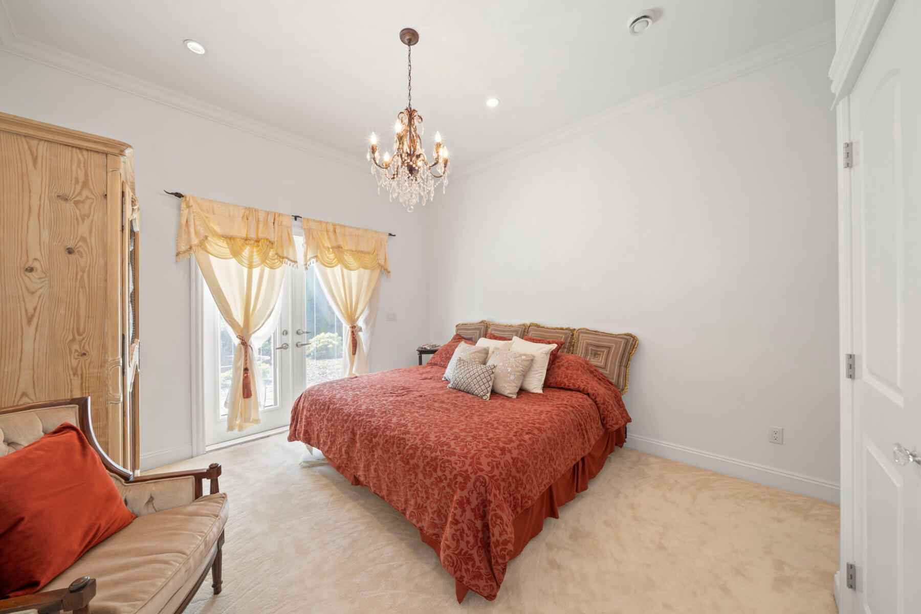 Comfort without the stairs. A private main-floor ensuite bedroom offers an ideal retreat for grandparents, guests or family members who prefer everything on one level.